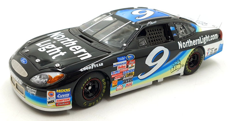 Team Caliber 1/24 Scale Diecast O092081NL 2000 Ford Taurus Northern Light #9