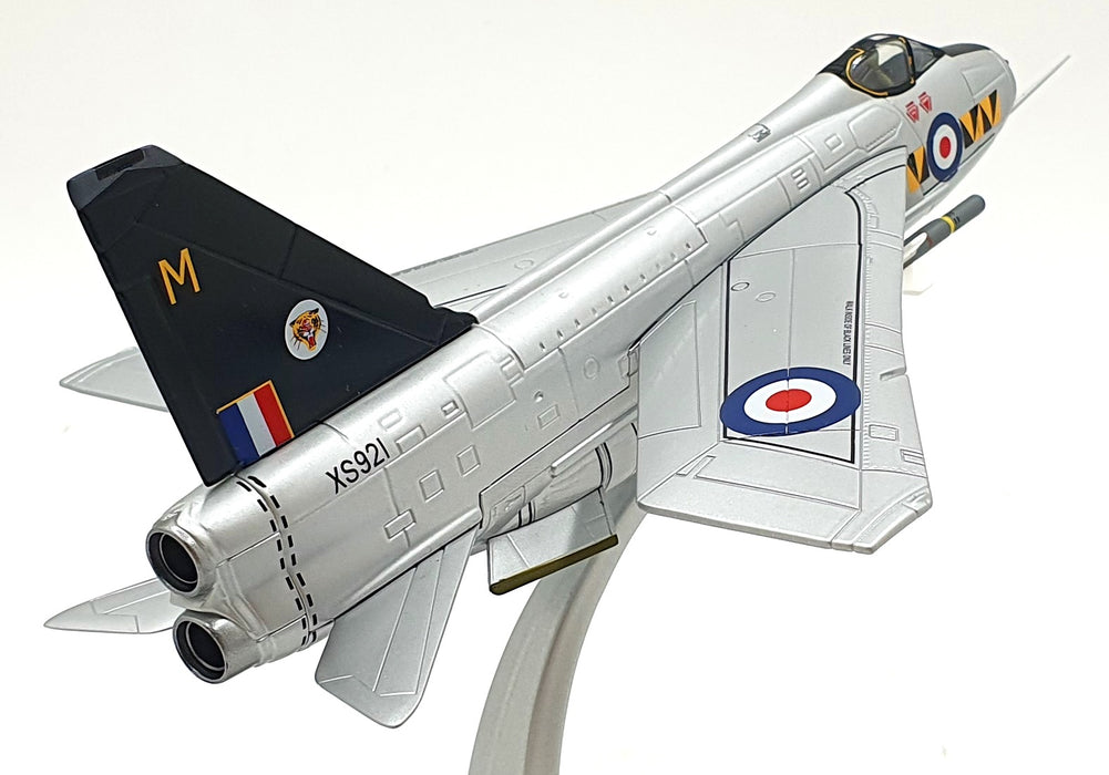 Corgi 1/72 Scale AA32312 - BAC Lightning F6 - XS921, RAF 74 Sqn Singapore 1969
