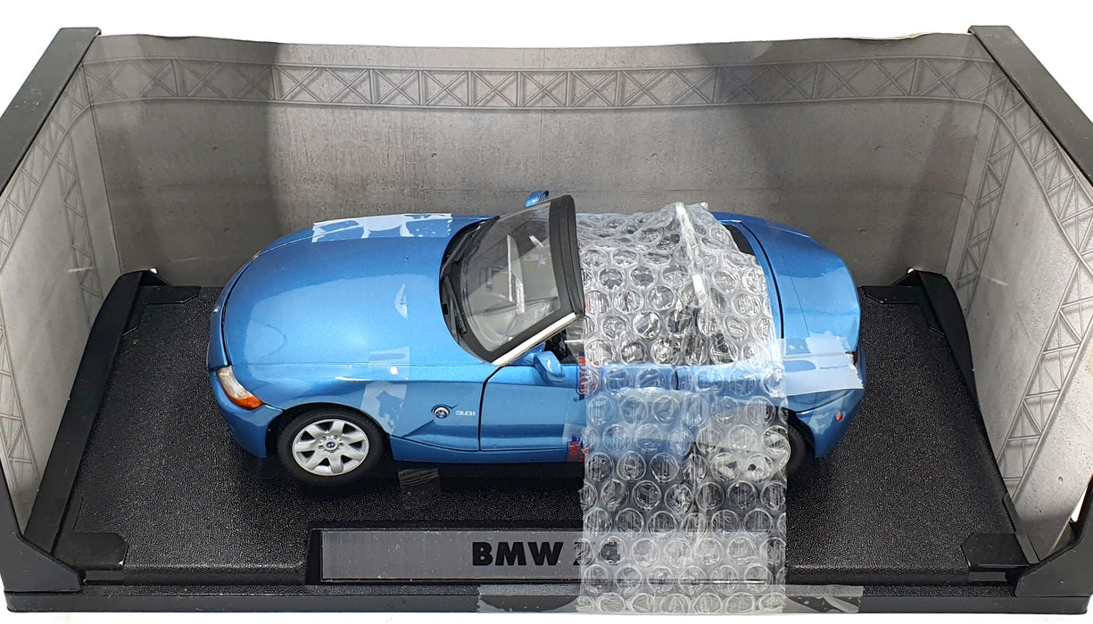 Motor Max 1/18 Scale Diecast 73100 - BMW Z4 Roadster - Light blue