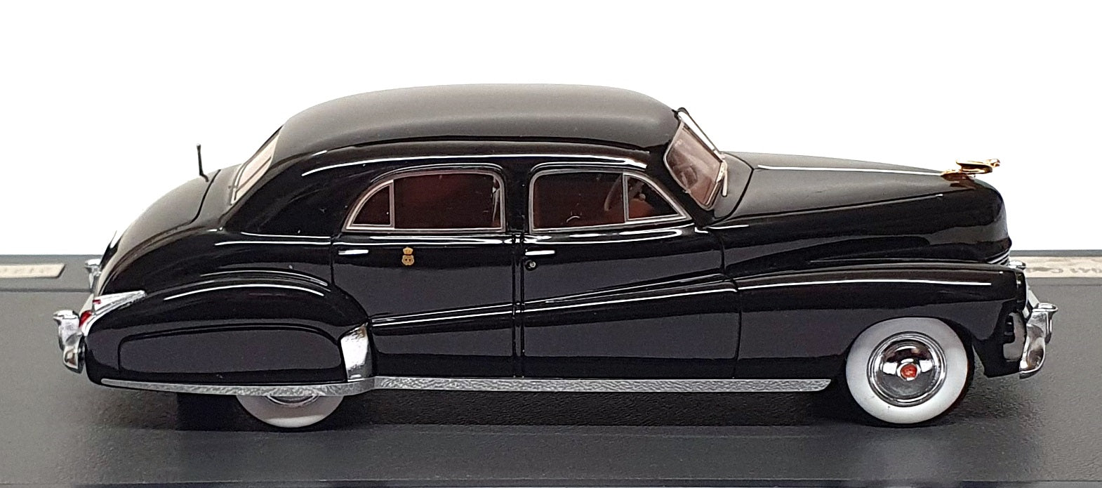 Matrix 1/43 Scale MX50301-021 - 1941 Cadillac Custom Limo The Duchess - Black