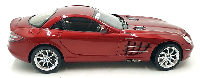 CMC 1/12 Scale Diecast C-006A - Mercedes-Benz SLR McLaren 2003 - Dark Red