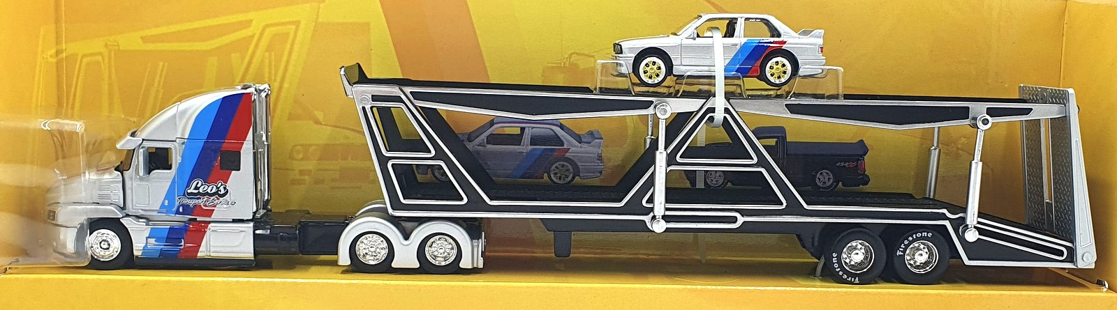 Maisto 1/64 Scale Diecast 11454 - Mack Anthem/1988 BMW 3 Series M3