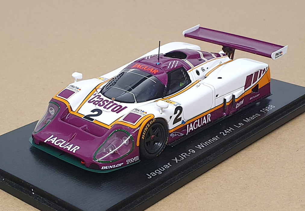 Spark 1/43 Scale 43LM88 - Jaguar XJR9 Castrol #2 Winner Le Mans 1988