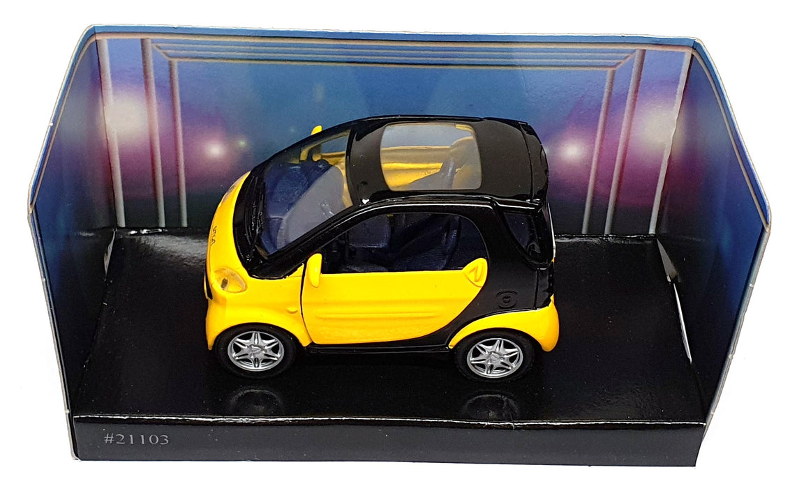Maisto 1/33 Scale Diecast 21103 - Smart Coupe Motorized - Yellow/Black