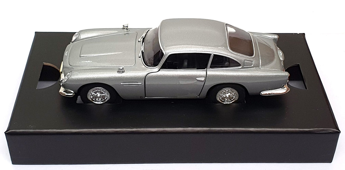 Corgi 1/36 Scale CC04313 - Aston Martin DB5 Bond 007 Casino Royale - Silver