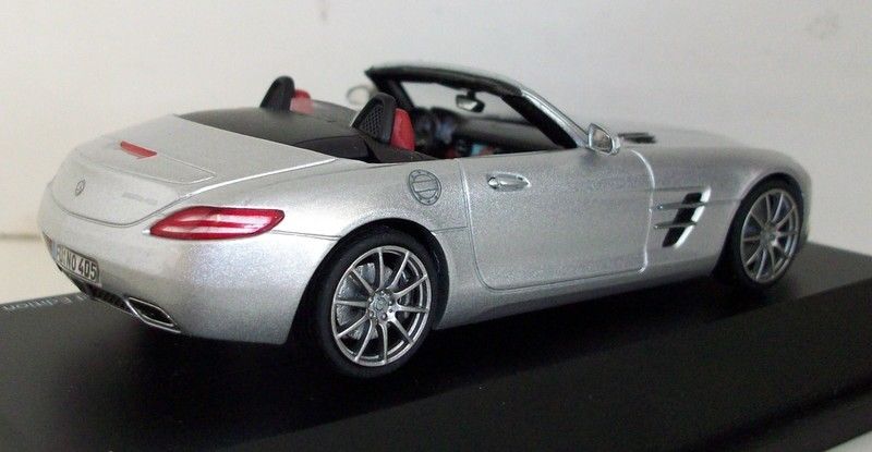 Schuco 1/43 Scale 450745700 Mercedes Benz SLS AMG Roadster A197 silver