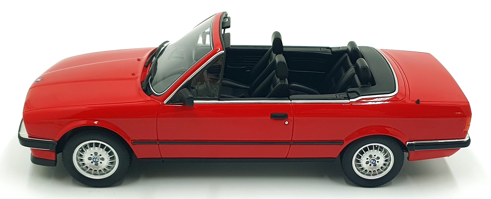 Otto Models 1/18 Scale Resin OT1194 - BMW 325I Convertible - Red