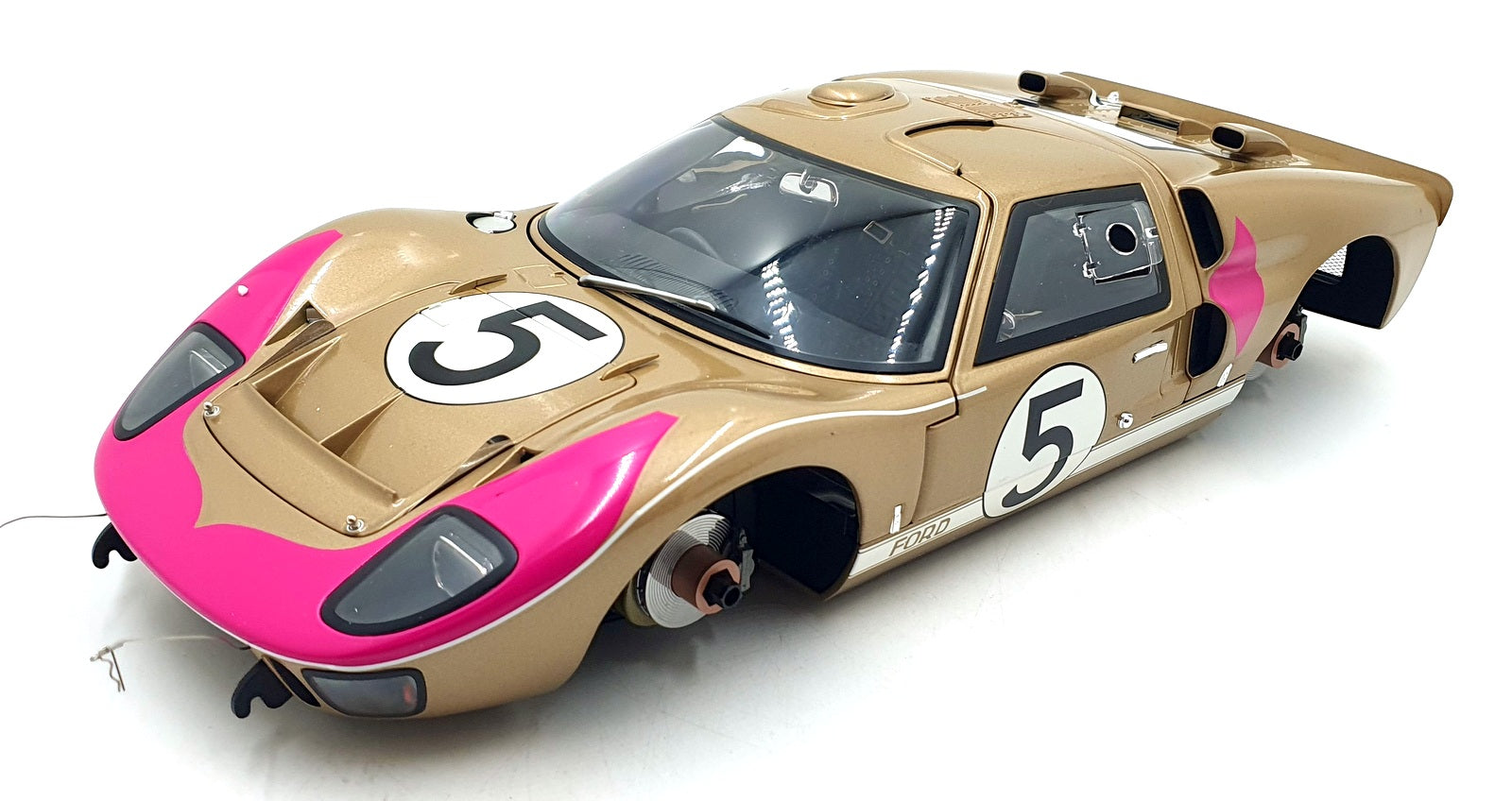 GMP 1/12 Scale Diecast G1201317 - Ford GT 1966 MKII Holman Moody #5 gold