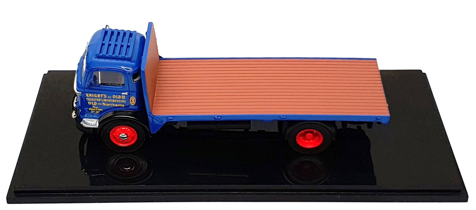 British Transport Classics 1/50 Scale 010201 Commer Flatbed Knights Of Old Blue