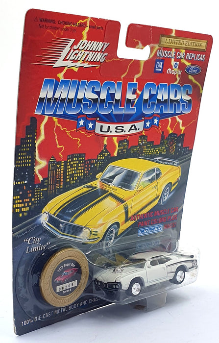 Johnny Lightning 1/64 Scale 200-200 - Muscle Cars USA 1970 Super Bee - Silver