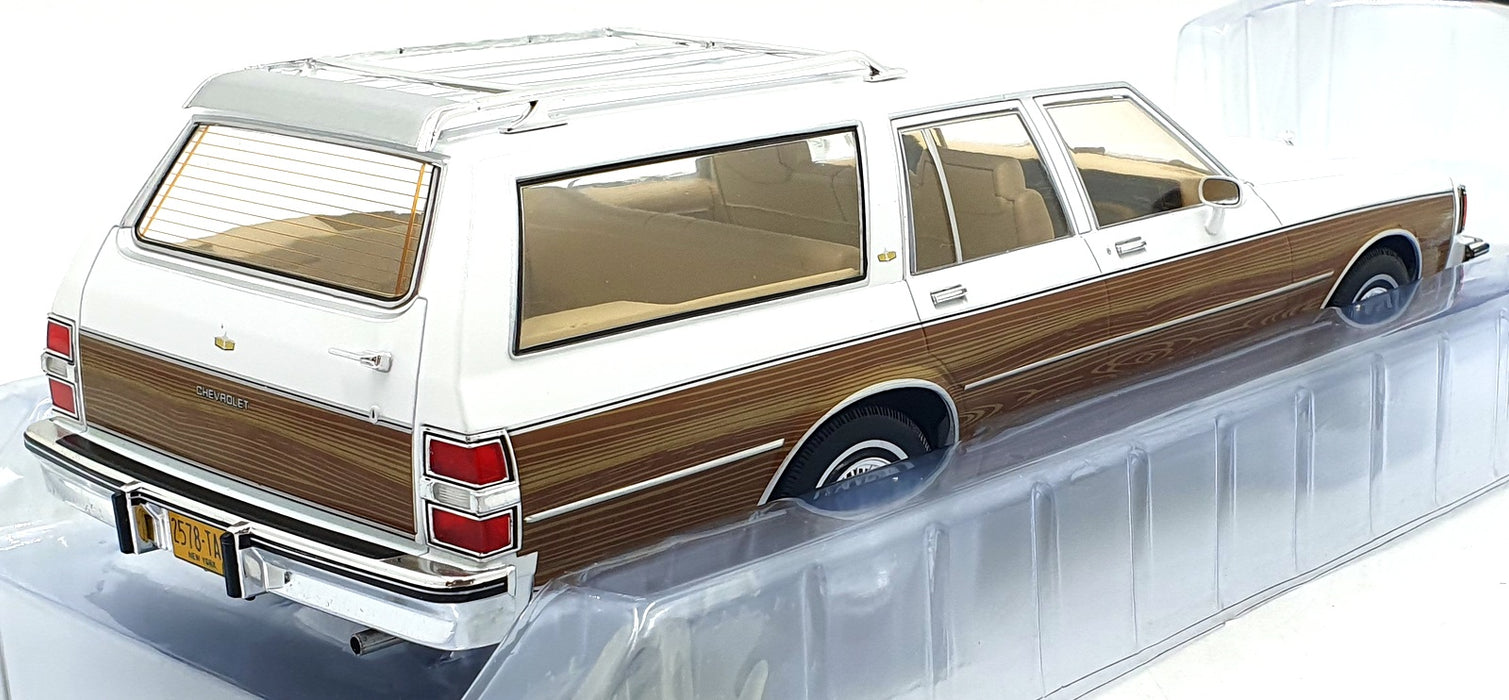 MCG 1/18 Scale Diecast MCG18475 - 1985 Chevrolet Caprice Estate Wagon - White