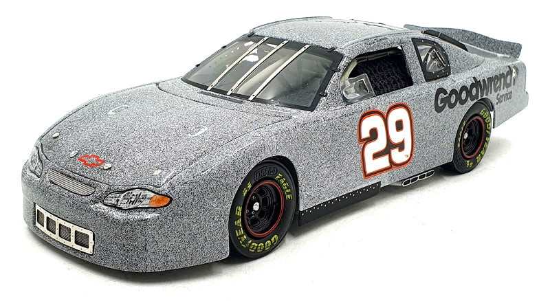 Action 1/24 Scale 400842 - Chevrolet Monte Carlo 2002 GM Goodwrench NASCAR #29