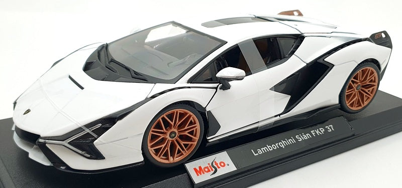 Maisto 1/18 Scale Diecast 46629 - Lamborghini Sian FKP 37 - White
