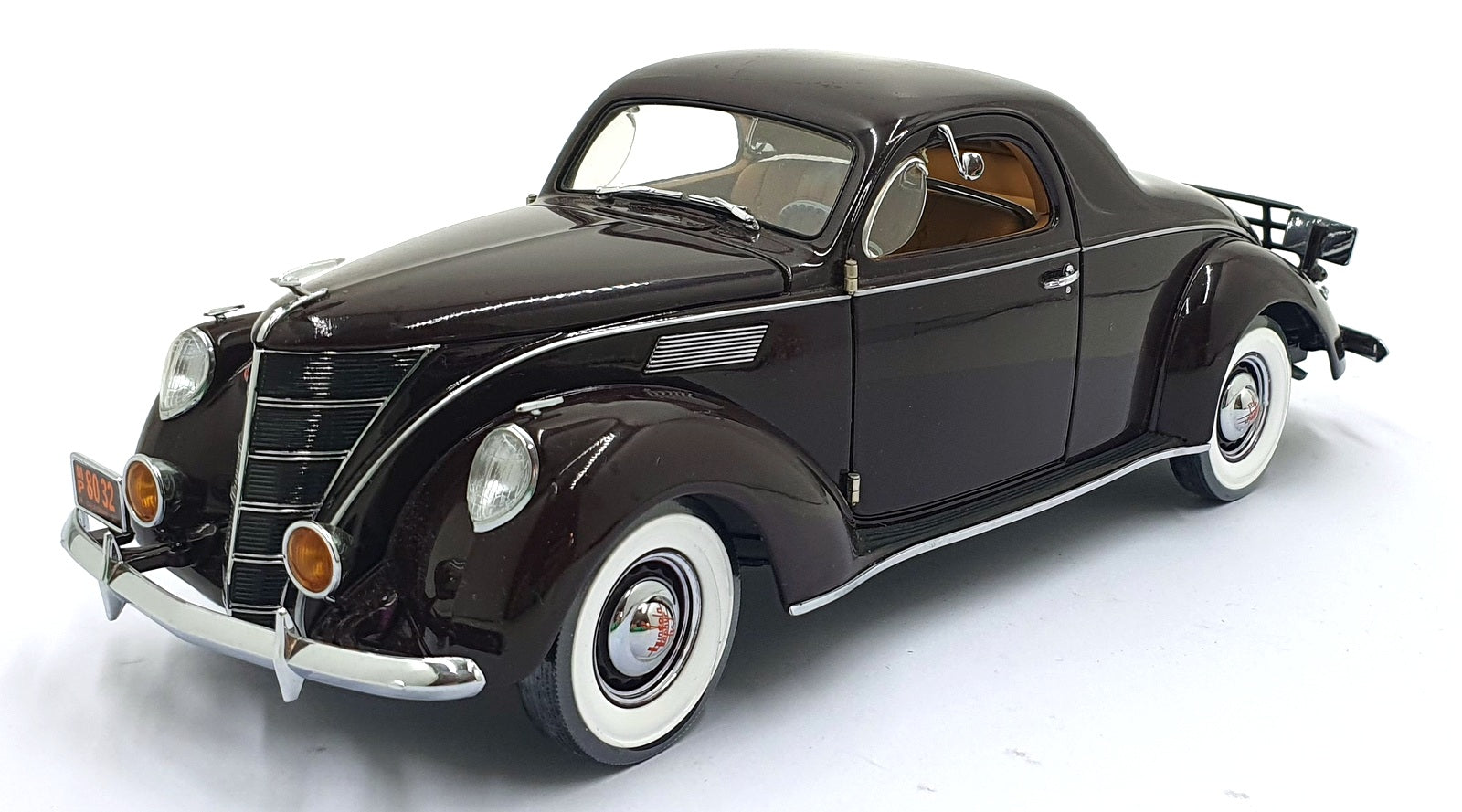 Precision 100 1/18 Scale Diecast 32890 - 1937 Lincoln Zephyr - Burgundy