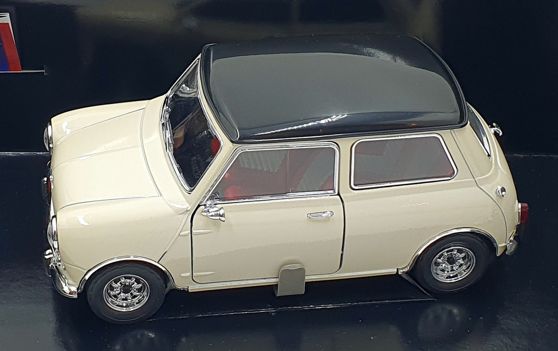 Solido 1/18 Scale Diecast  71821 - Austin Mini Cooper - Cream/Black Roof