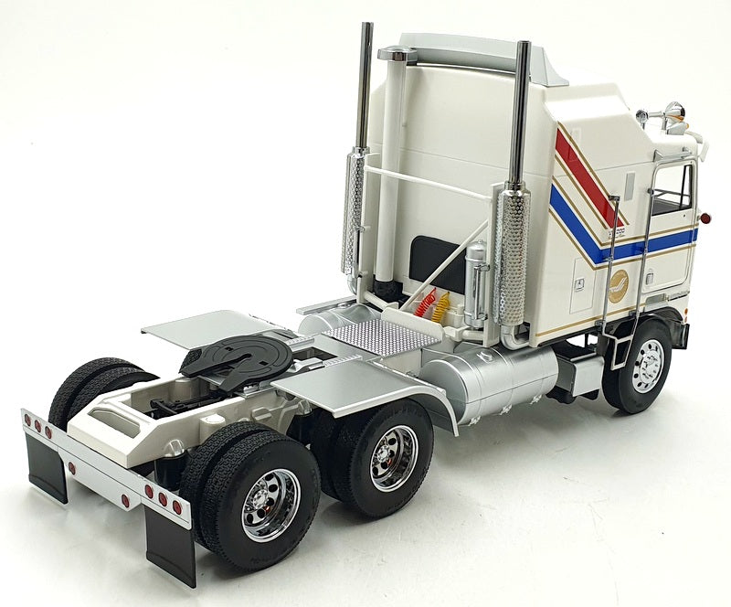 KK Scale Road Kings 1/18 Scale RK180145 - Kenworth K100 Aerodyne 1976 - White