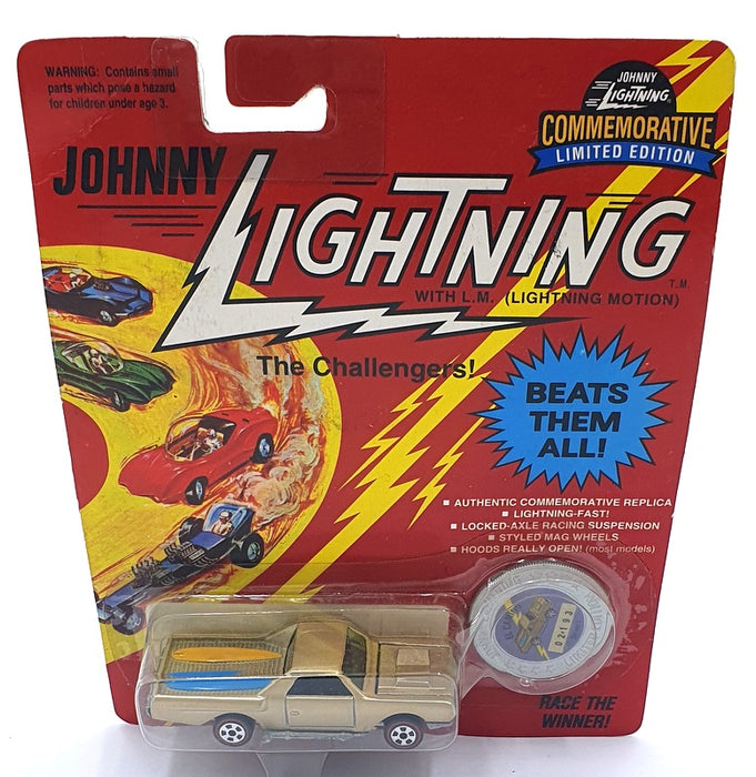 Johnny Lightning 1/64 Scale 100-190 - The Challengers Chevrolet El Camino - Gold