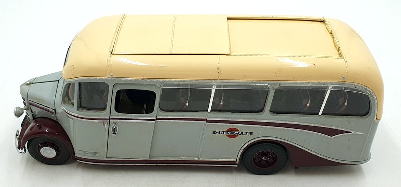 Sunstar 1/24 Scale Diecast 5006 - 1949 Bedford OB Duple Vista JUO 608 Grey Cars