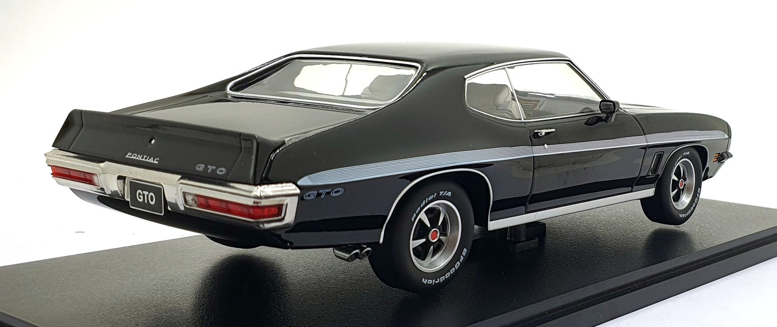 KK Scale 1/18 Scale Diecast KKDC181351 - 1972 Pontiac Le Mans GTO - Black