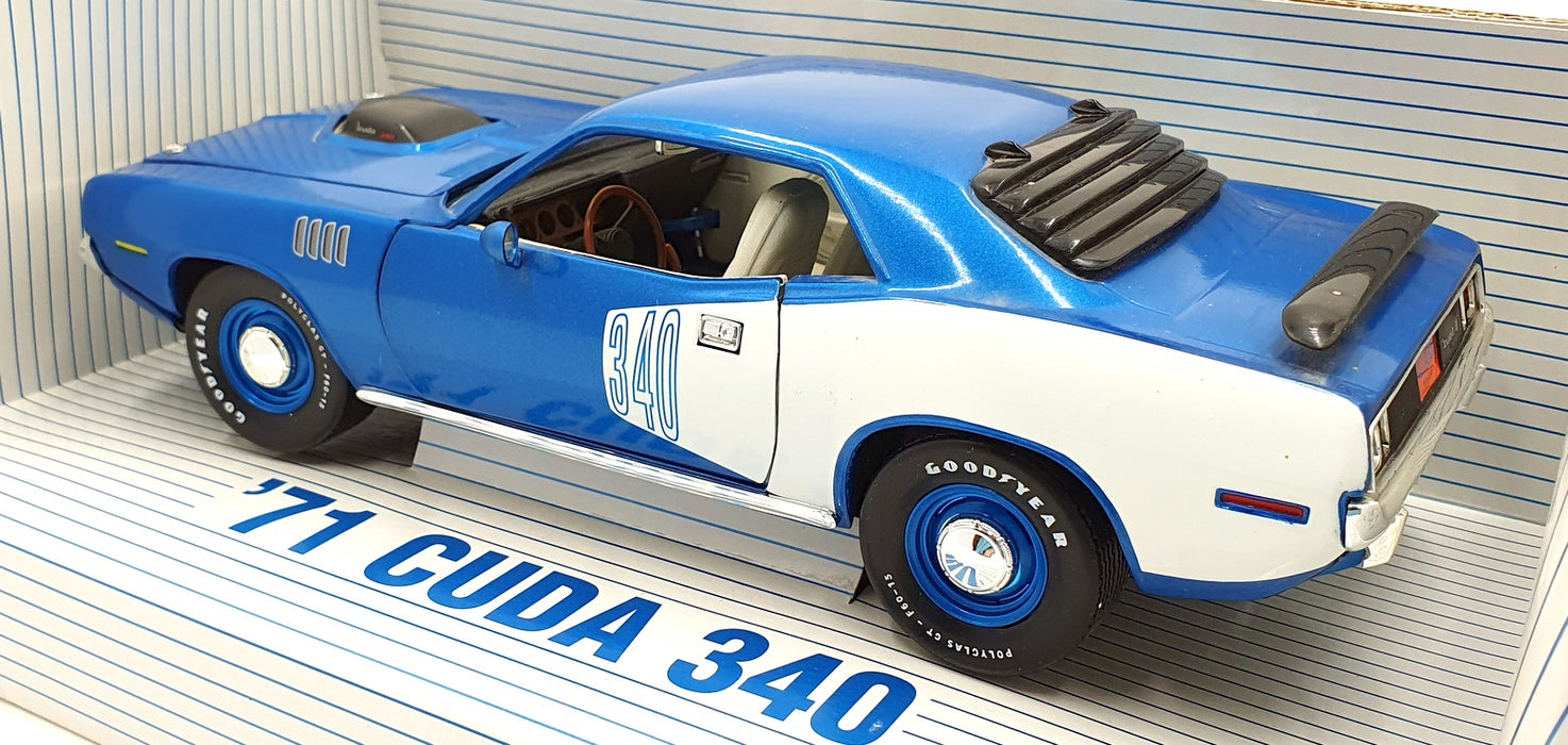 Ertl 1/18 Scale Diecast 29027 - 1971 Plymouth Cuda 340 - Blue/White