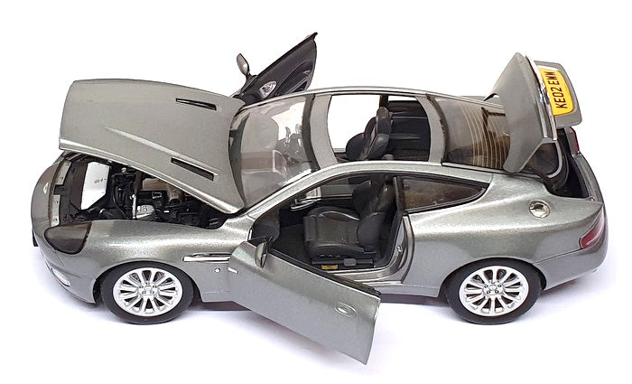 Beanstalk 1/18 Scale 25625G - Aston Martin Vanquish Bond 007 Die Another Day