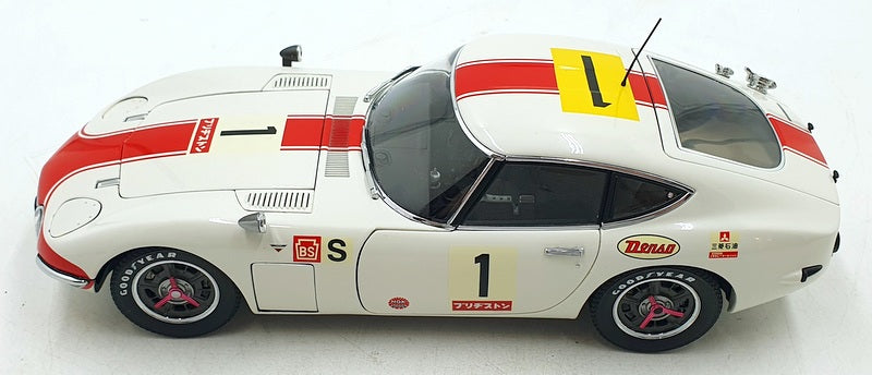 Autoart 1/18 Scale 86715 - Toyota 2000 GT #1 24Hrs Fuji 1967 White/Red