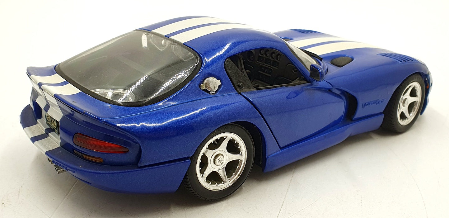 Maisto 1/18 Scale Diecast 31832 - 1996 Dodge Viper GTS - Blue