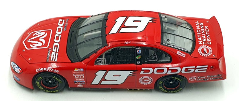 ACTION 1/24 Scale 101049 - 2001 Dodge Intrepid R/T NASCAR #19 C.Atwood