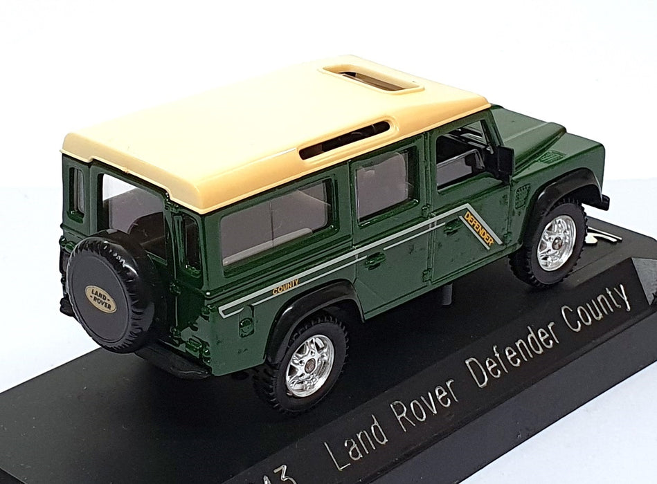 Solido 1/43 Scale 1543 - Land Rover Defender County - Green/White