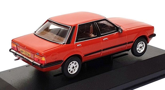 Vanguards 1/43 Scale VA15006 - Ford Cortina Mk5 1.6 GL - Terracotta