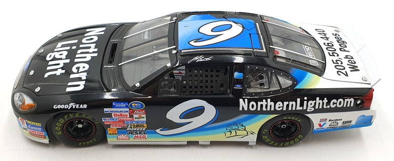 Team Caliber 1/24 Scale Diecast O092081NL 2000 Ford Taurus Northern Light #9