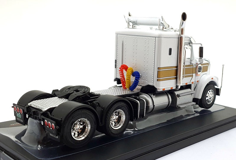 Ixo 1/43 Scale TR210.22 - 2012 Freightliner Coronado - White