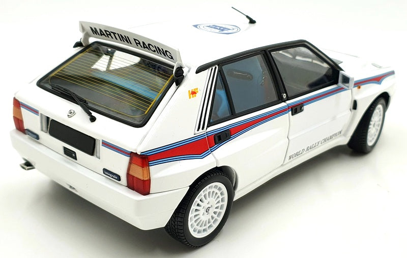 Kyosho 1/18 Scale Diecast 08344E Lancia Delta HF Intergrale 6 - White
