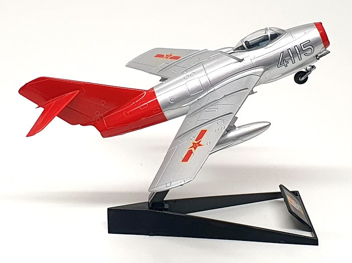 Easy Model 1/72 Scale 37131 - MiG-15 Soviet Aircraft 4115 - Silver/Red