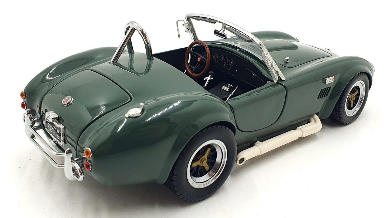 Kyosho 1/18 Scale Diecast 7006 9800 - Shelby Cobra 427 S/C - Green