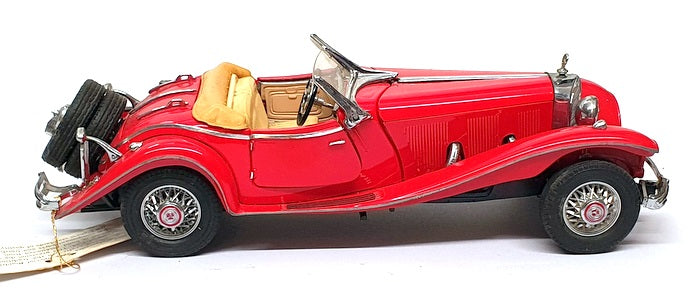 Franklin Mint 1/24 Scale 22725B - 1935 Mercedes Benz 500k Special Roadster - Red