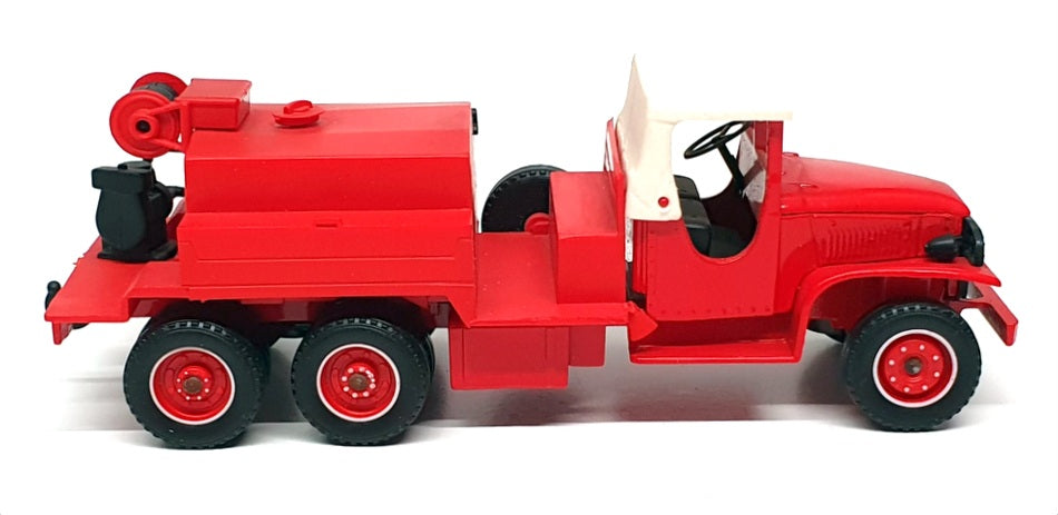 Solido 1/50 Scale Diecast SOL999R - GMC Fire Truck Engine - Red/White