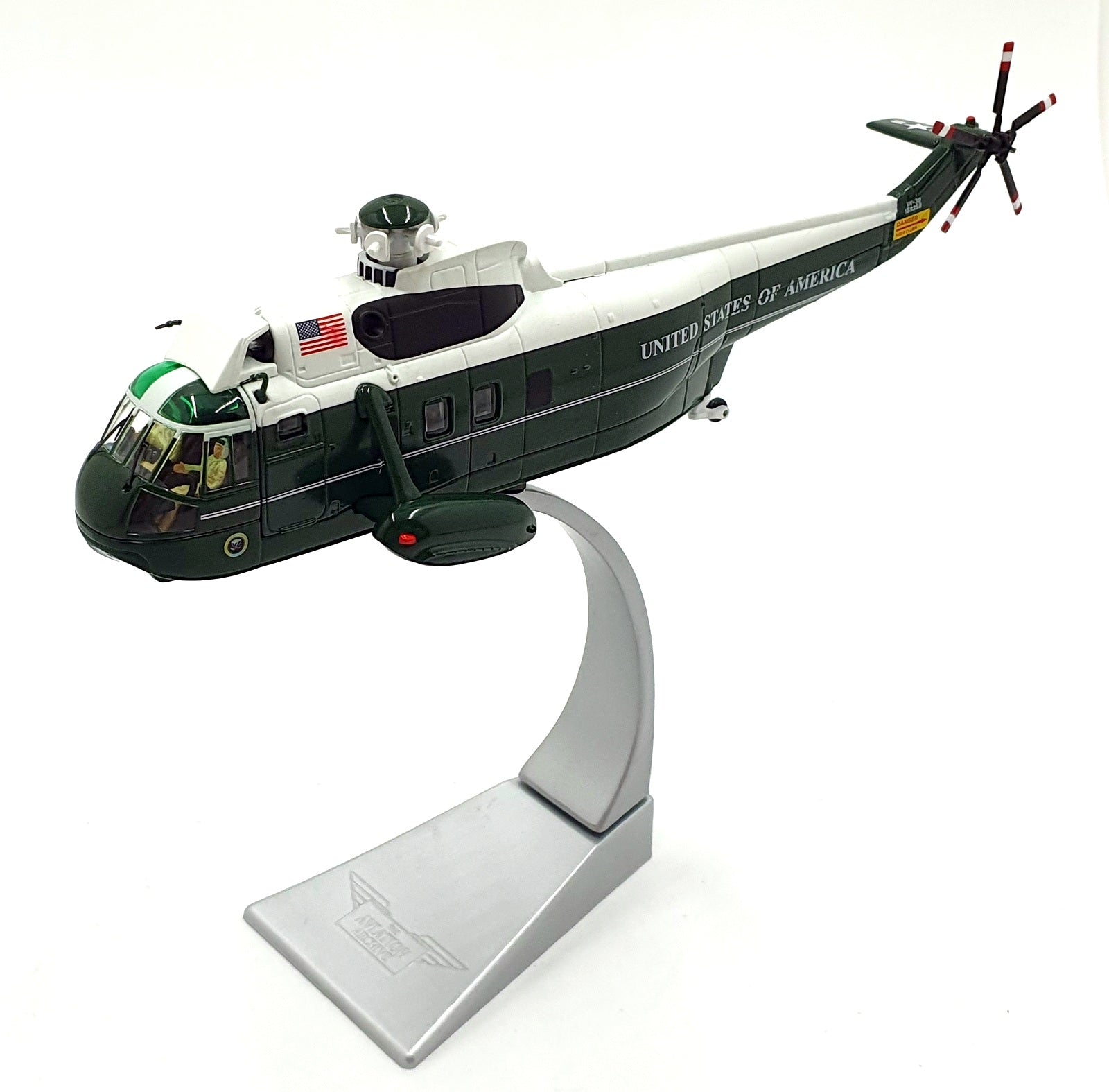 Corgi 1/72 Scale Diecast AA33403 - Sikorsky VH-3D Sea King US Presidential