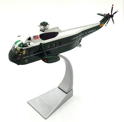 Corgi 1/72 Scale Diecast AA33403 - Sikorsky VH-3D Sea King US Presidential
