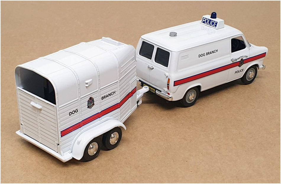 Vanguards 1/43 Scale VA06615 - Ford Transit Van & Trailer Strathclyde Police Dog