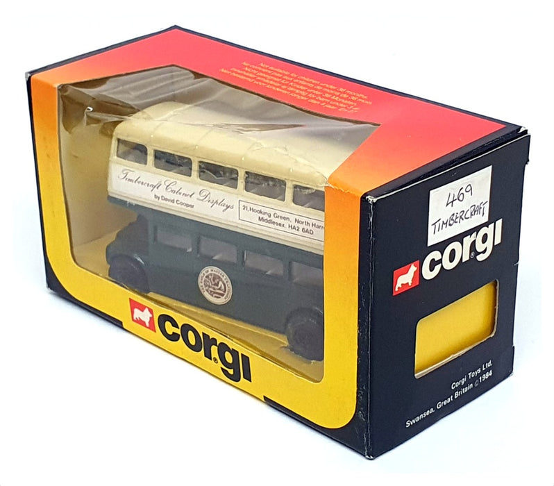Corgi Diecast 469 AEC Routemaster Bus (Timbercraft Cabinet Displays) Green/Cream
