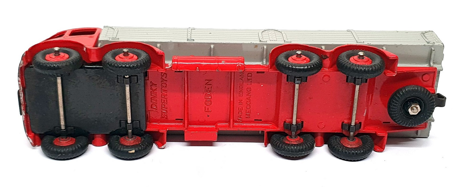 Dinky Toys Original Diecast 901 - Foden Diesel 8-Wheel Wagon - Red/Grey