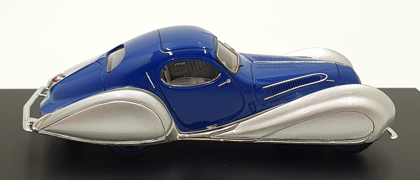 Spark 1/43 Scale Resin S2705 1937 Talbot Lago T150C SS Teardrop Figoni/Falaschi
