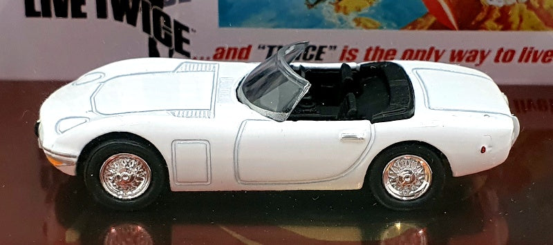 Johnny Lightning 1/64 Scale JLDR017 - 1967 Toyota 2000 GT 007 - White