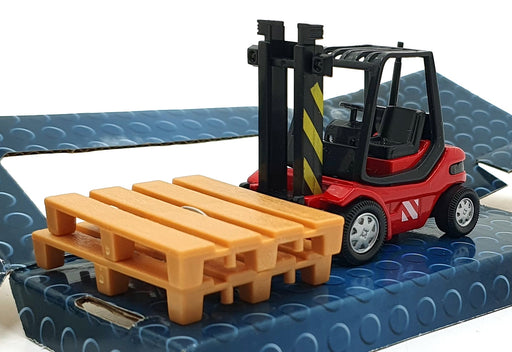 Cararama 1/43 Scale 210001A - Fork Lift with pallets - Red
