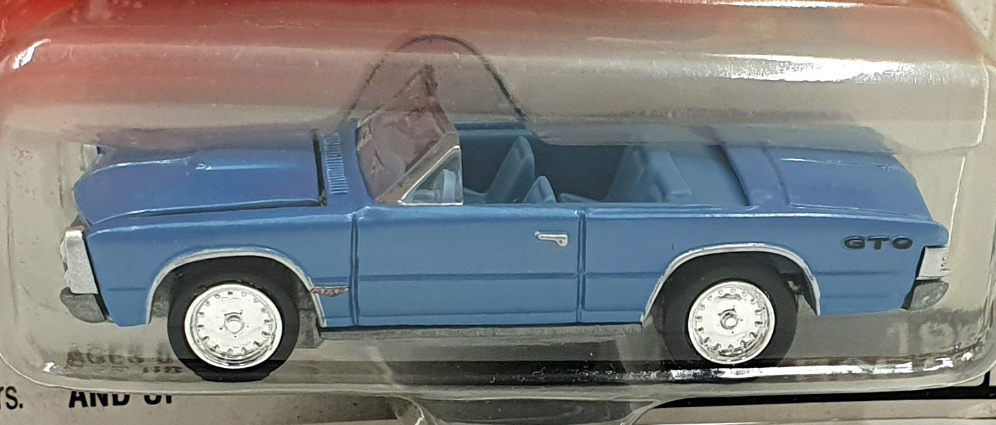 Johnny Lightning 1/64 Scale 456-01 - 1965 Pontiac GTO Convertible - Met. Blue