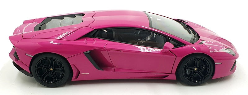 Autoart 1/18 Scale Diecast 74660 - Lamborghini Aventador LP700/4 - Pink