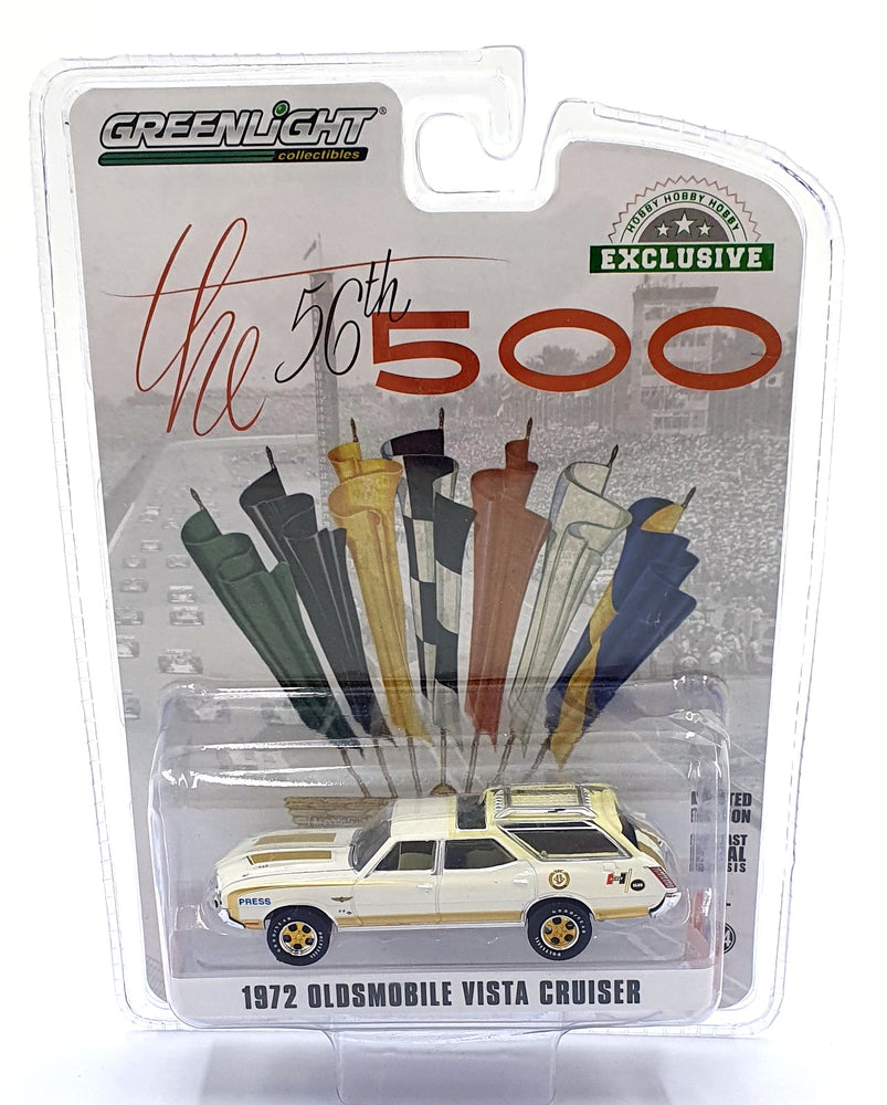Greenlight 1/64 Scale 30114 - 1972 Oldsmobile Vista Cruiser - White/Gold