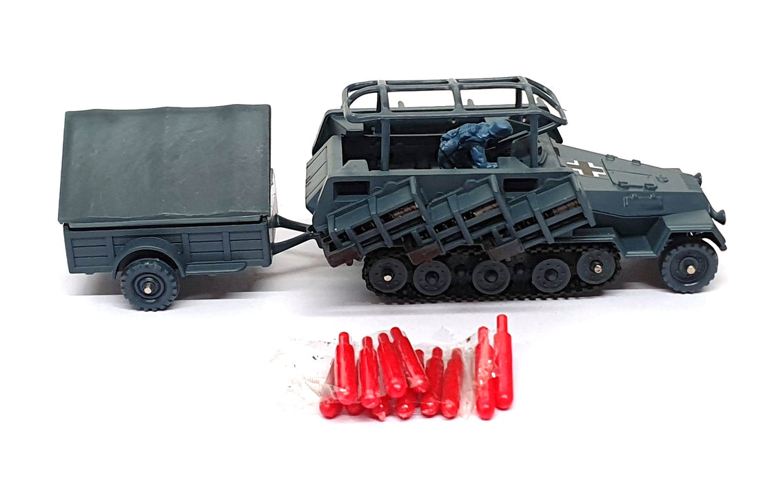 Corgi Diecast 907 - German Semi Track Hanomag Sdkfz 251/1 Rocket Launcher