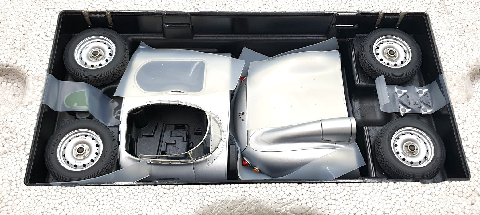 Exoto 1/18 Scale Diecast RLG88003 - 1954-57 Jaguar D-Type Short Nose Silver